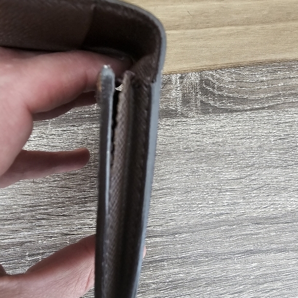 Louis Vuitton Damier Ebene Key & Card Holder - Picture 3 of 9